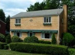 100 Lucille St, Glenshaw, PA 15116