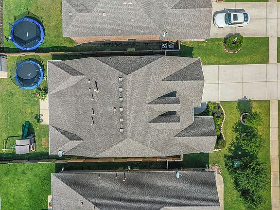 2nd image of 24322 Piazza Dr