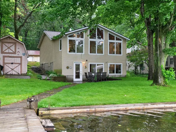 8365 S Spruce Ave, Newaygo, MI 49337