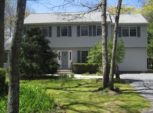 72 Jones Rd, East Quogue, NY 11942