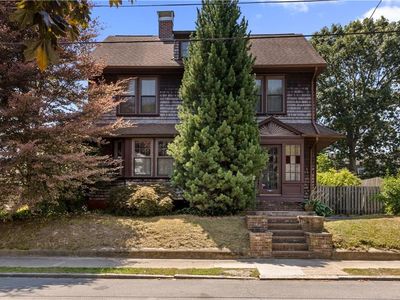 120 Smith St, Cranston, RI, 02905