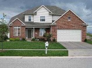 5614 Maple Creek Blvd, Sylvania, OH 43560