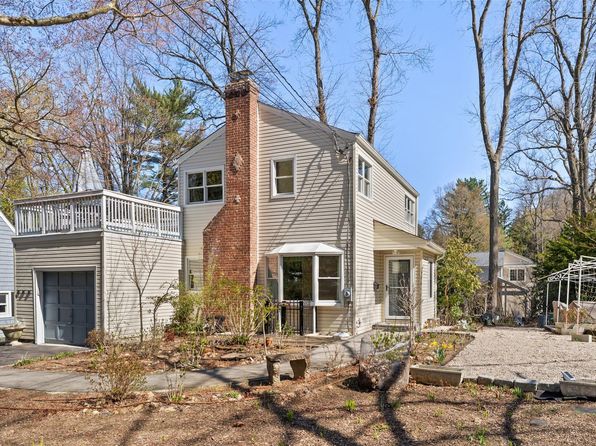 215 Benedict Avenue, Tarrytown, NY 10591