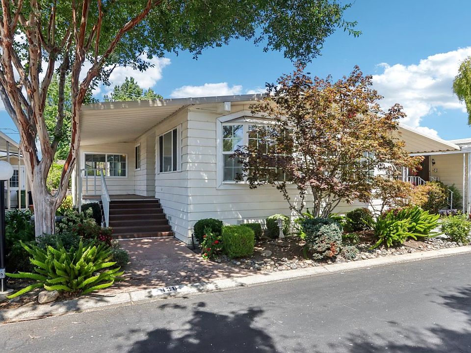 1st image of 138 Quail Hollow Dr #138