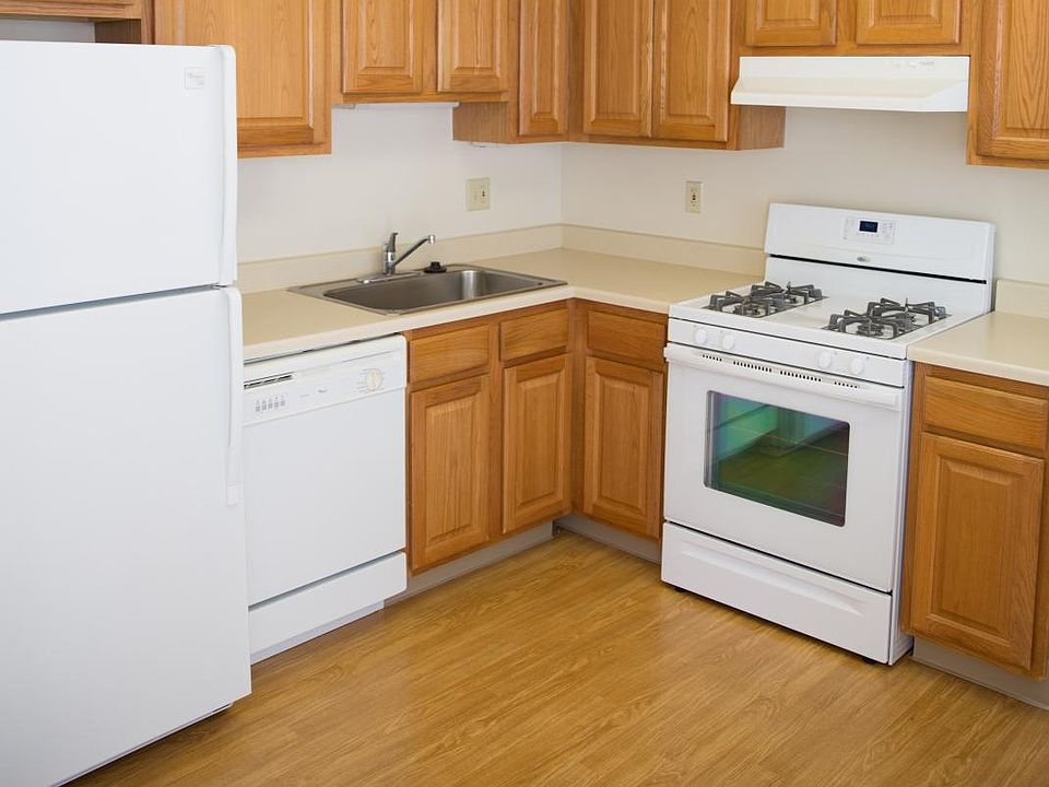 2nd image of 4 Alder Rd