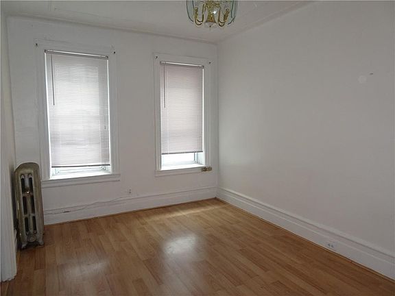 5th image of 30 Lefferts Ave