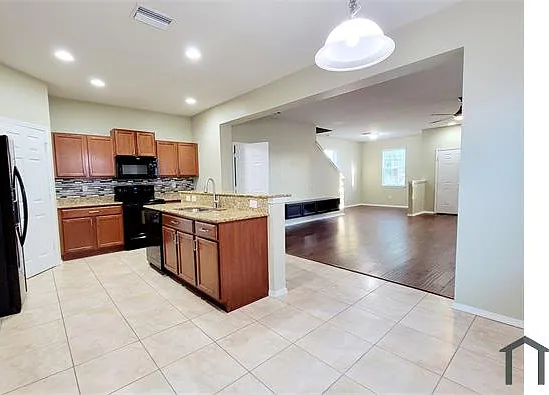 9012 Aspen Hollow Pl — Photo 4