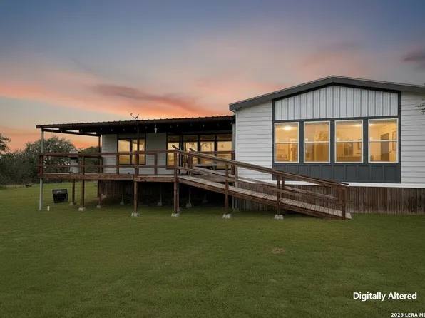 910 Pr 6255, Hobson, TX 78117