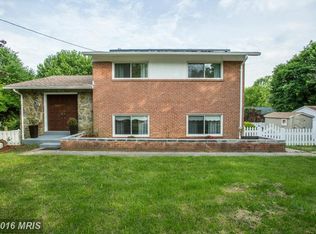 9825 Hedin Dr, Silver Spring, MD 20903