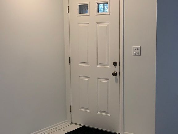 2nd image of 2121 Camden Ln #0