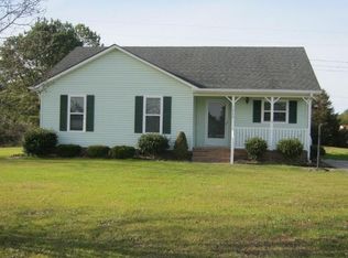1212 Stacie Dr, Elizabeth City, NC 27909