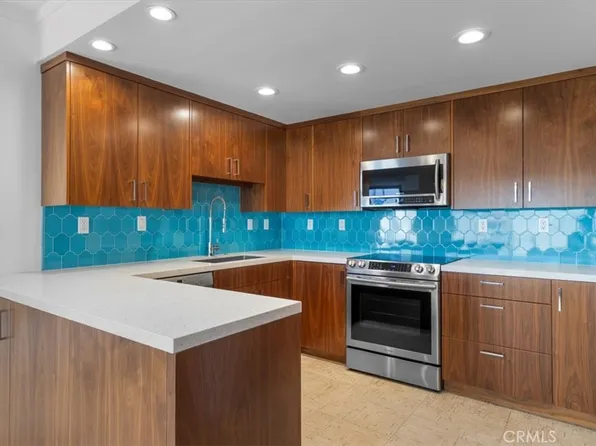 20 Merit Park Dr, Gardena, CA 90247