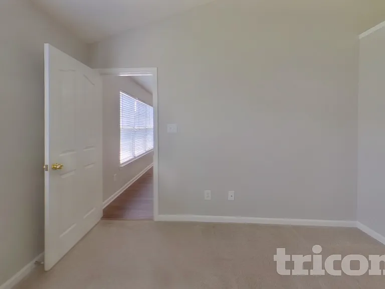 2104 Gold Nugget Dr — Photo 6