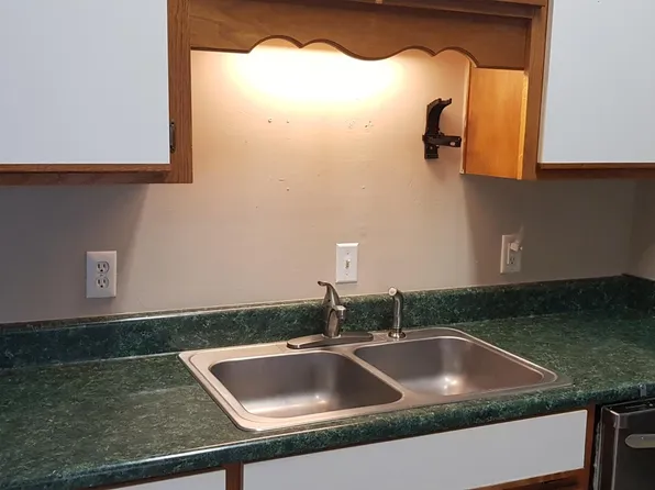 152 Little River Dr, Savannah, GA 31419