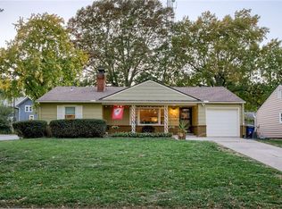 7536 Charlotte St, Kansas City, MO 64131