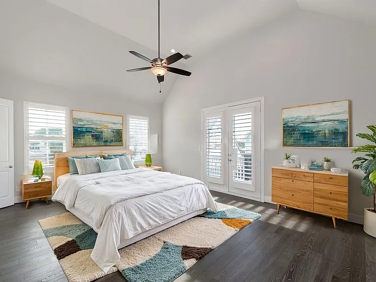 700 Wooster Ln — Photo 8