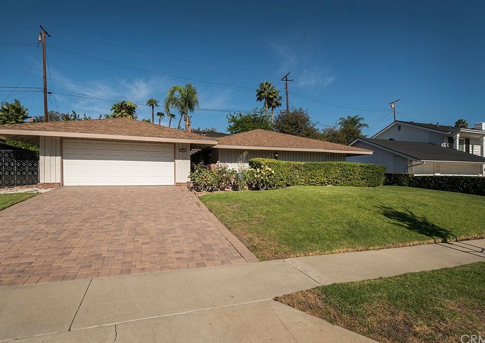 1st image of 641 Dorothy Ln