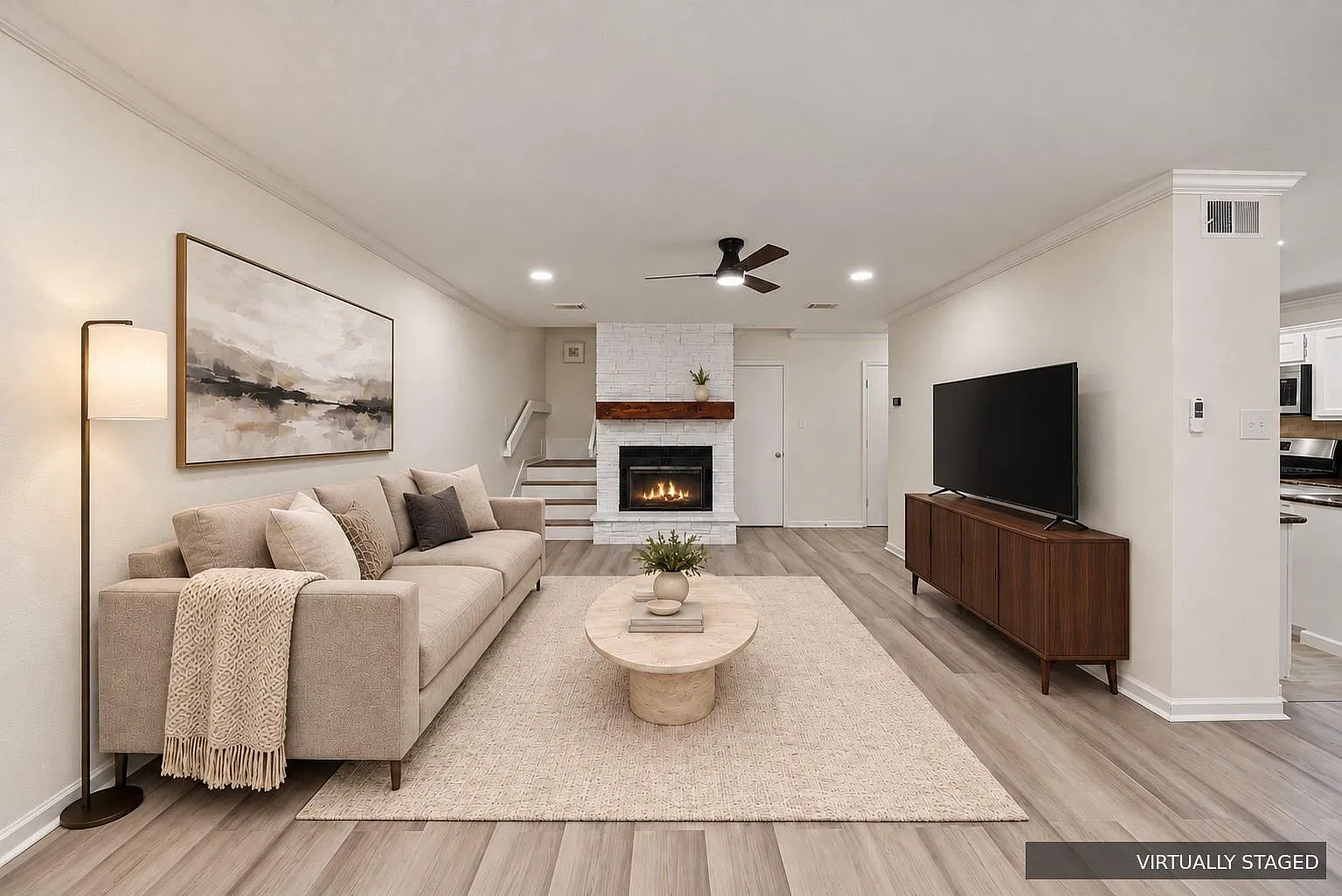 2 bed, 1.5 bath, 1172 sqft, $1,790 — Photo 4