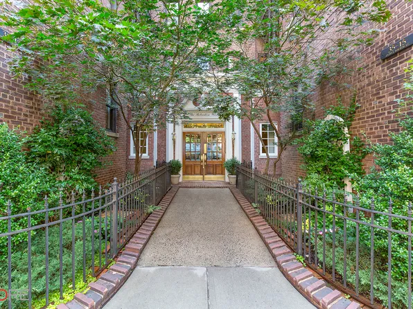 35-15 84th Street 2E image 10 of 10