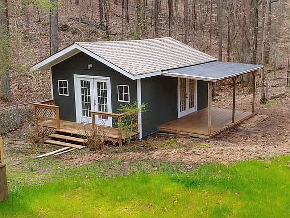 Large 16x20 shed with power!