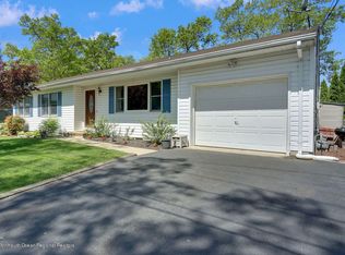632 Ensign Ave, Beachwood, NJ 08722