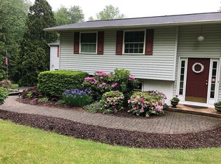 216 Elk Creek Rd, Oxford, PA 19363