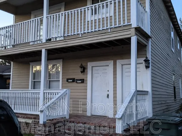 1124 Collins St, Savannah, GA 31404