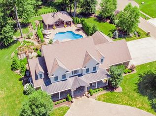 600 Terra Verde Ave, Columbiana, OH 44408