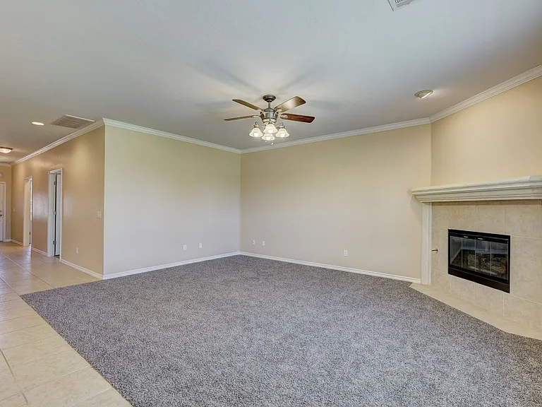 11312 NW 121st Pl — Photo 5