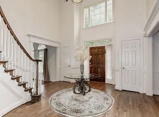 1283 Middleton Ct, Vienna, VA 22182