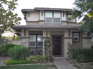 24038 Whitewater Dr, Valencia, CA 91354