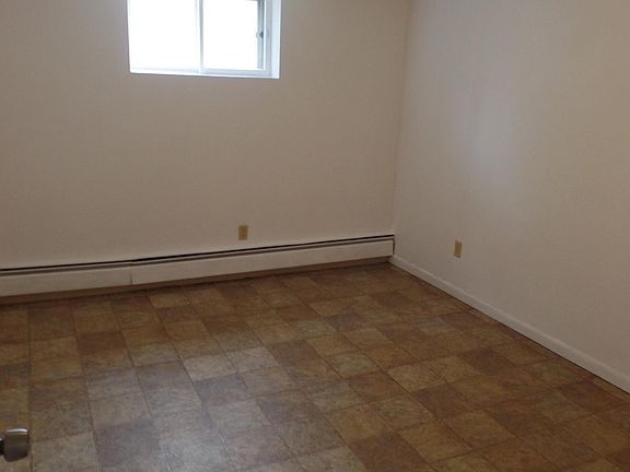 5th image of 93 E High St #5