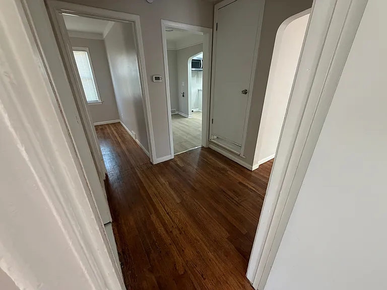 17600 Westmoreland Rd — Photo 7