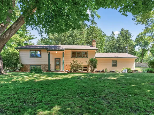 6911 Ticonderoga Trl, Eden Prairie, MN 55346
