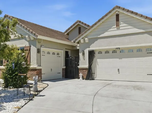 1827 Tulip Ct, Lodi, CA 95242