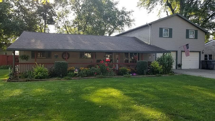 1st image of 1704 S Irvington Dr