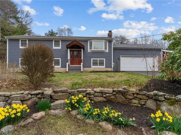 1544 Victory Hwy, Greene, RI 02827