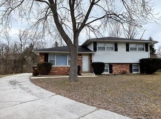 650 Sullivan Ln, University Park, IL