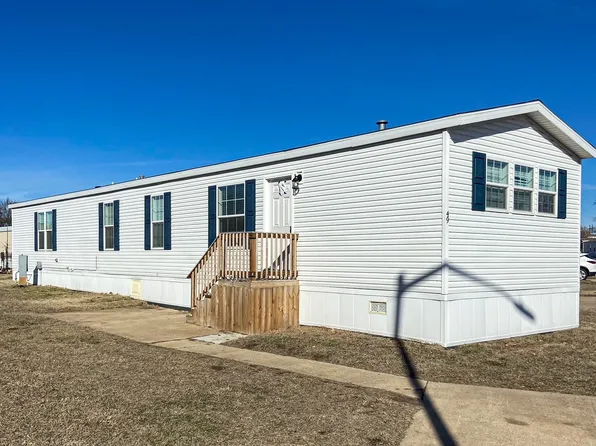 49 N Arapaho Dr #B049, Park City, KS 67219