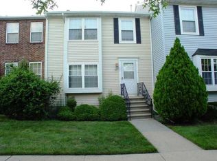 54 Delikat Ln, Sayreville, NJ 08872