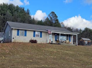 1540 Hahns Dairy Rd, Palmerton, PA 18071
