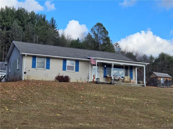 1540 Hahns Dairy Rd, Palmerton, PA 18071