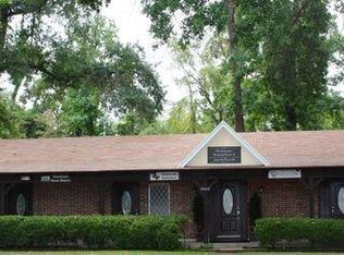 26511 Oak Ridge Dr, Spring, TX 77380