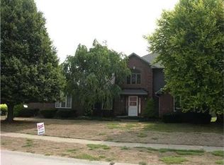 649 Heckman Dr, Greenwood, IN 46142