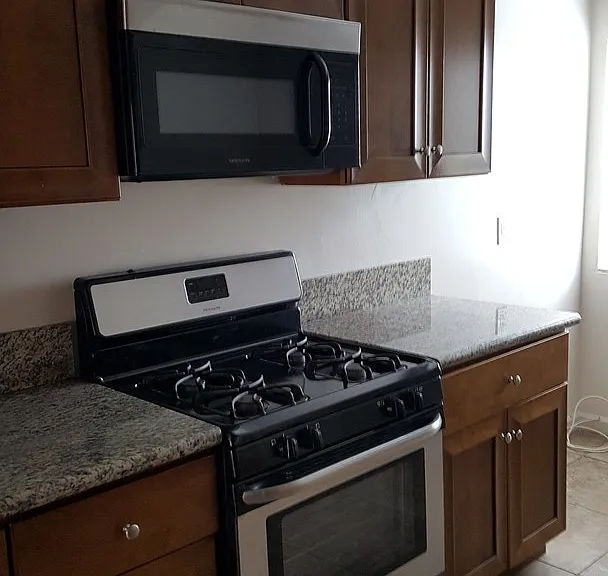 51st Street Apartments FSD — Photo 1