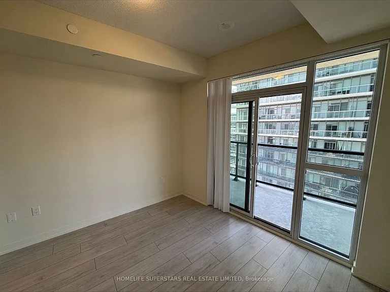 38 Annie Craig Dr #1606 — Photo 11