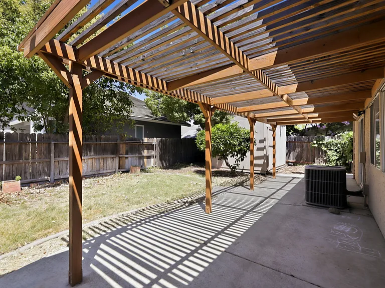 680 Canyon Creek Way — Photo 29