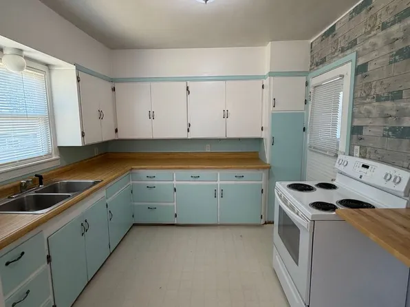 1845 Lakeview Ave, Klamath Falls, OR 97601