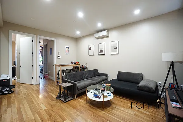 Rented by Rennit Inc. | media 8