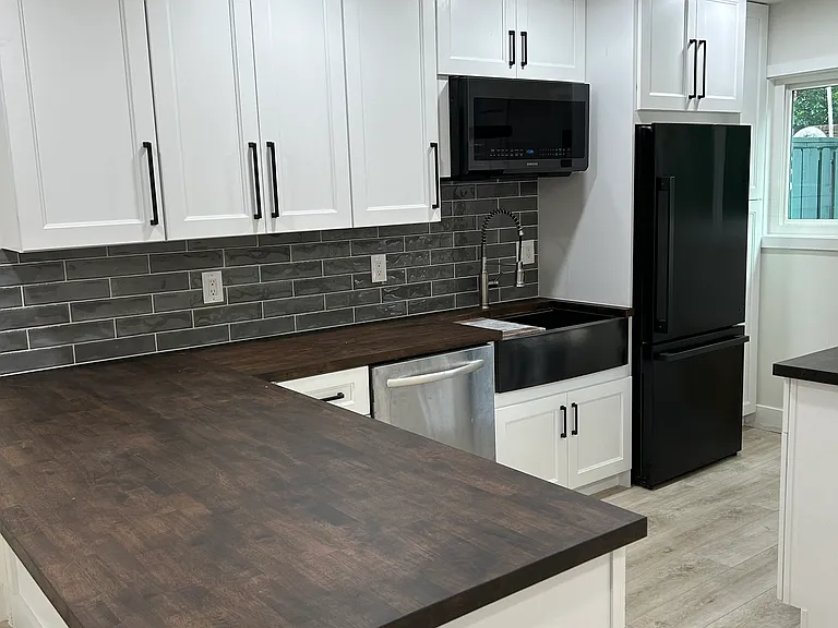 3123 Colonial Way #H — Photo 2